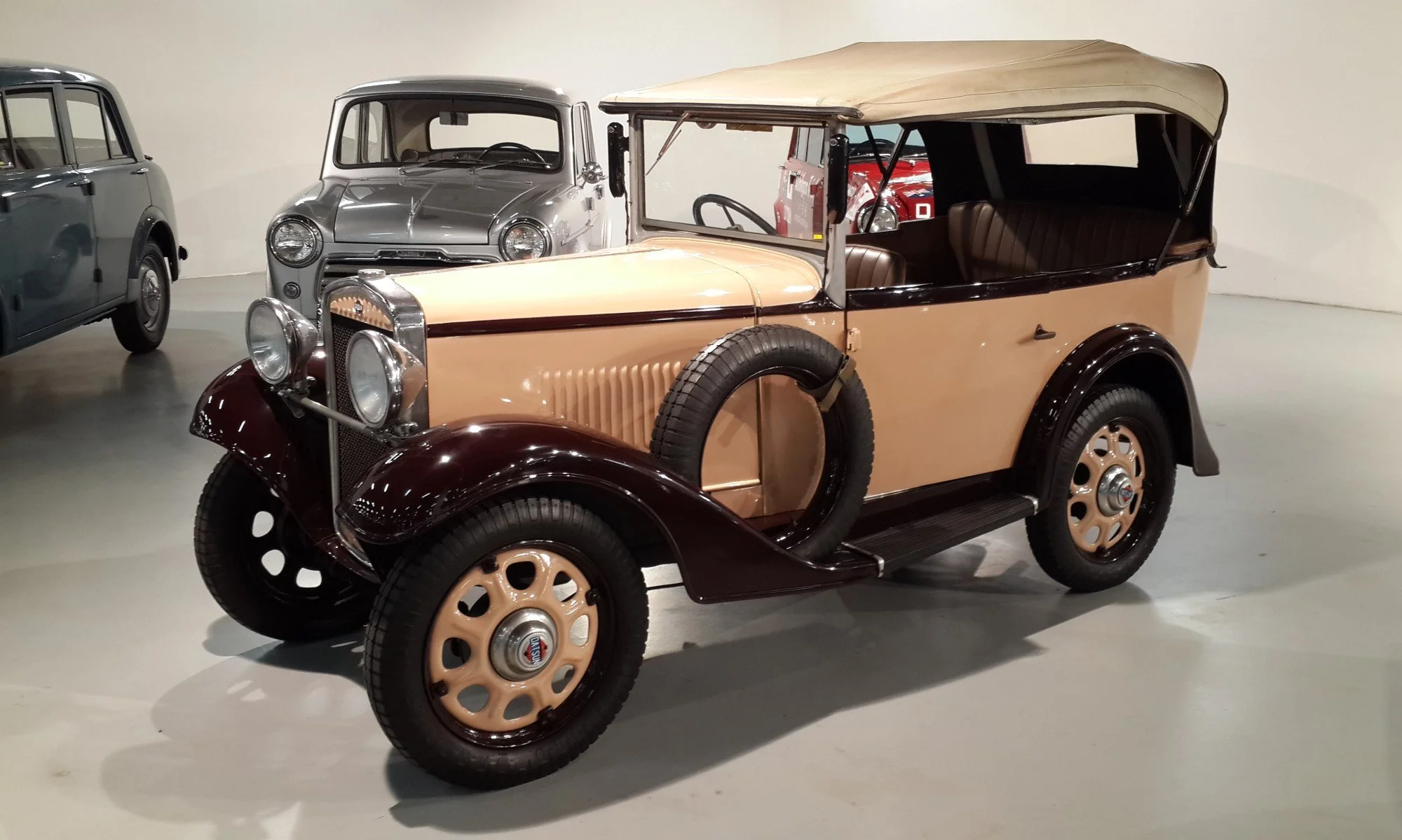 Nissan Zama Heritage Collection, Japan — Detour